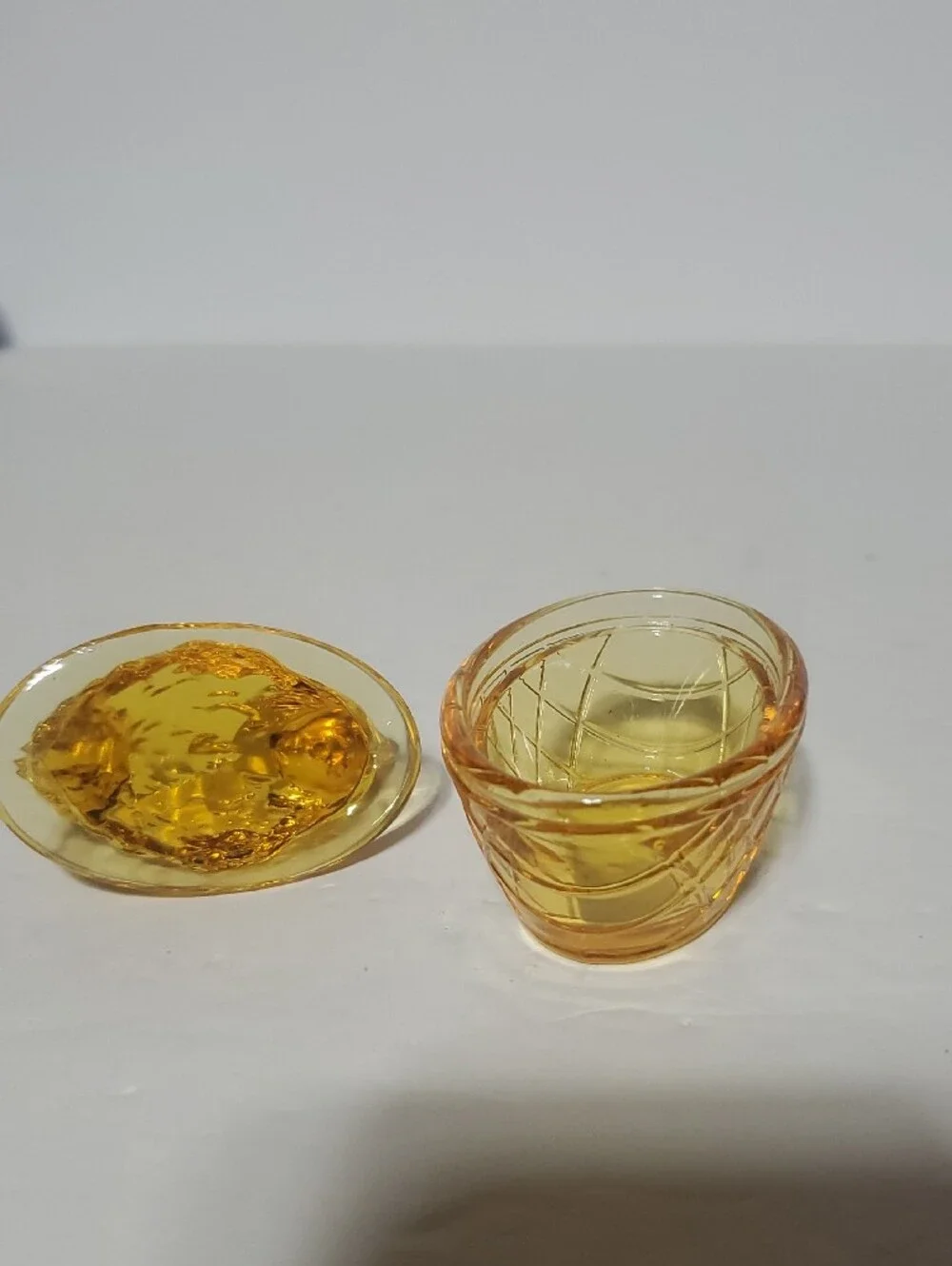 Amber Glass Hen on Nest Decorative Trinket Dish